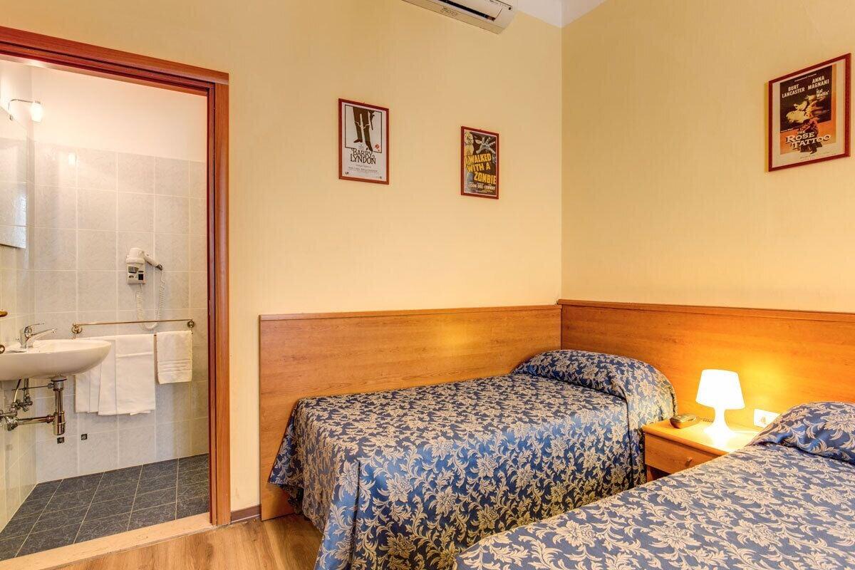 Hotel Romagna Florence Exterior photo