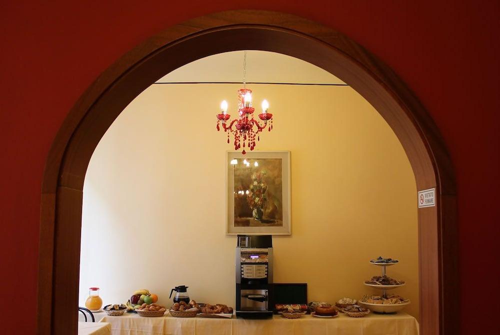 Hotel Romagna Florence Restaurant photo