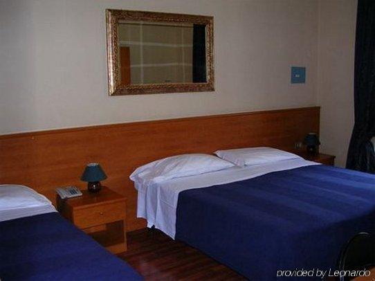 Hotel Romagna Florence Room photo