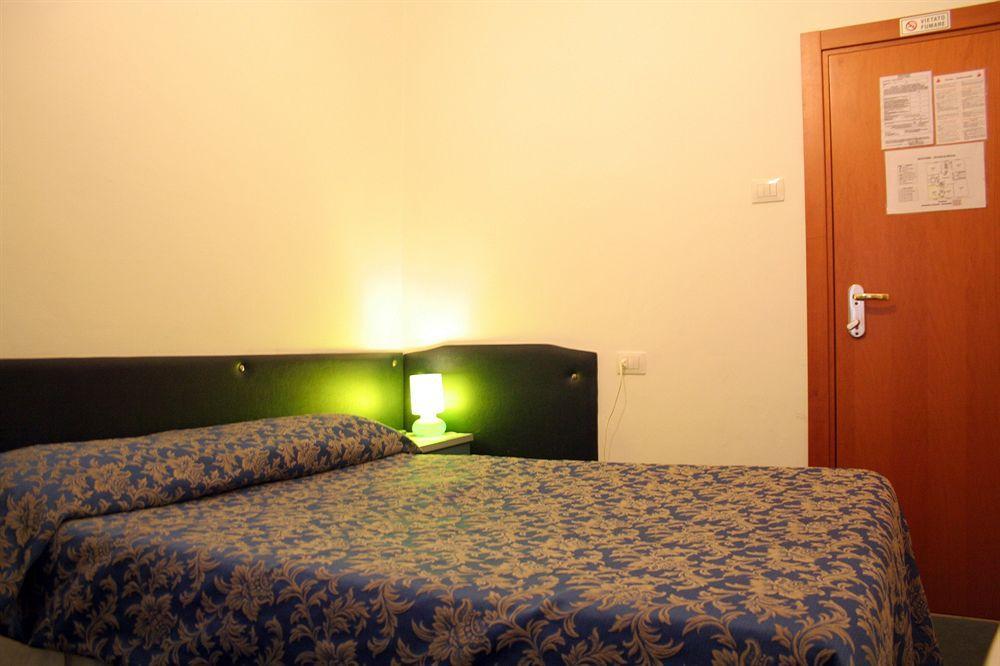 Hotel Romagna Florence Exterior photo