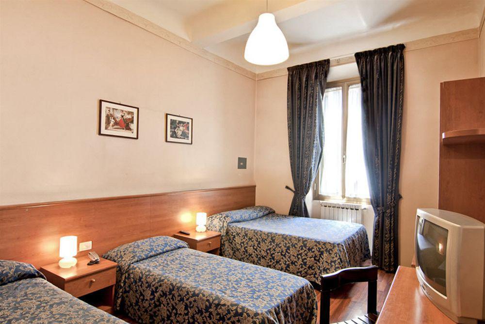 Hotel Romagna Florence Exterior photo